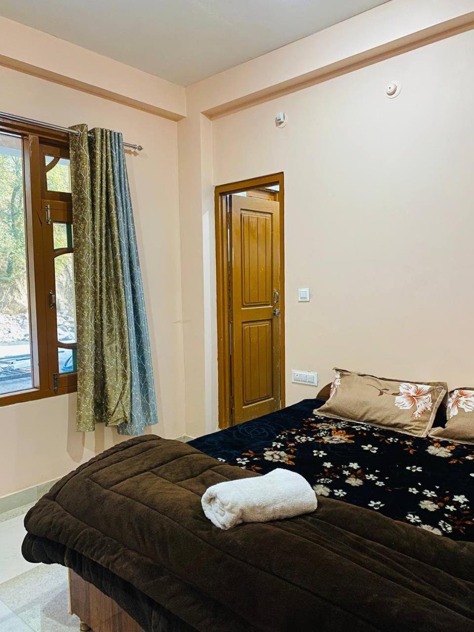 Hom House Of Mannmauji Riverside กาซอล ภายนอก รูปภาพ